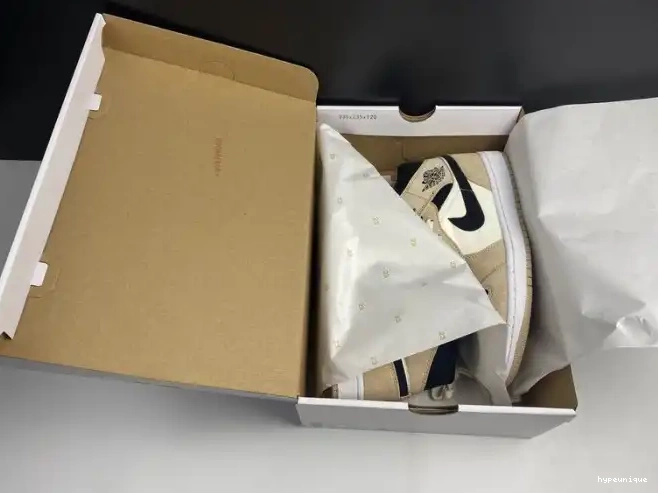 HYPE Mid 'Barely Air BQ6472 -800 Orange' 1 Jordan 0619